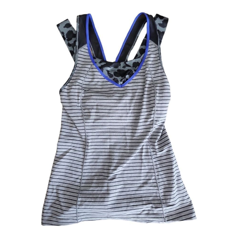 Lululemon Striped Workout Top w/ Built In Bra Size 6